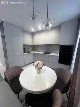 3-комнатная квартира: Березники, Юбилейная улица, 141 (64.2 м)