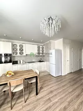 2-к кв. Астраханская область, Астрахань ул. Трофимова, 7А (74.1 м)