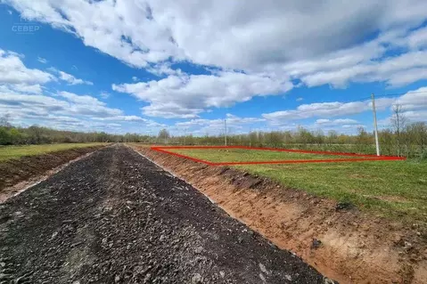 Участок в Новгородская область, Новгородский район, Савинское с/пос, ...
