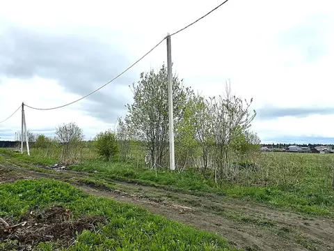 Участок в Ленинградская область, Ломоносовский район, Кипенское с/пос, ...