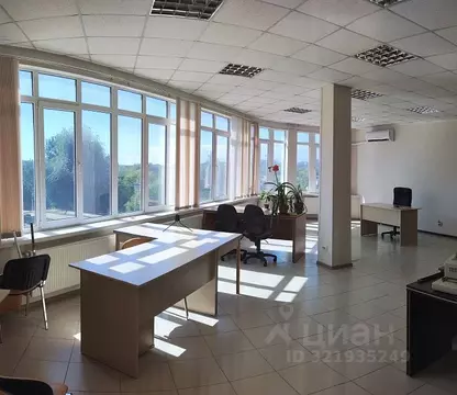 Офис в Крым, Симферополь ул. Аэрофлотская, 12 (282 м)