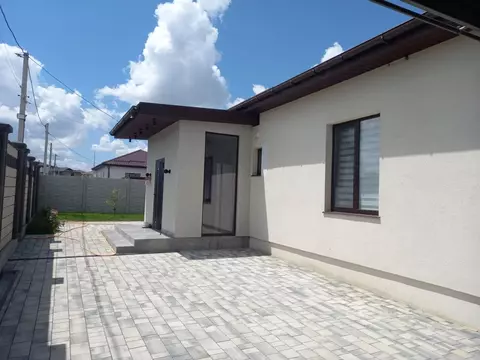 Дом в Крым, Симферопольский район, Трудовское с/пос, с. Строгоновка  ...