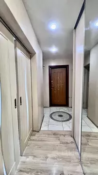 3-к кв. Самарская область, Тольятти 10-й кв-л, бул. Луначарского, 4 ...