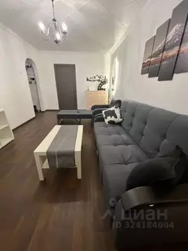 2-к кв. Мурманская область, Кировск ул. 50 лет Октября, 33 (45.0 м)