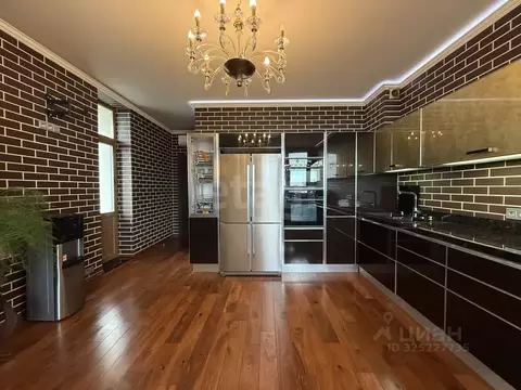 5-к кв. Москва Молодогвардейская ул., 15 (185.4 м)