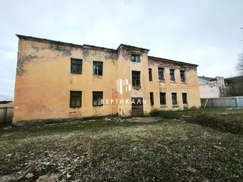 Помещение свободного назначения в Новгородская область, Великий ...