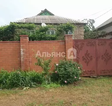 Дом в Ростовская область, Белая Калитва ул. Быковского (66 м)