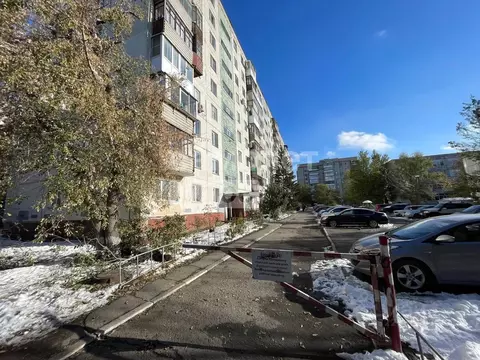 4-к кв. Омская область, Омск ул. Добровольского, 9 (60.9 м)