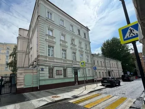 Торговая площадь в Москва Малый Гнездниковский пер., 10 (84 м)