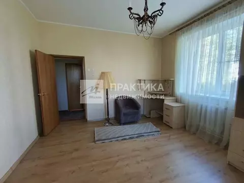 Продается 2-комнатная квартира