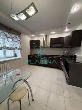 2-к кв. Татарстан, Казань ул. Аделя Кутуя, 44 (100.0 м)