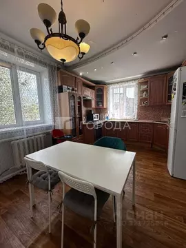 Дом в Алтайский край, Первомайский район, с. Повалиха Молодежная ул., ...