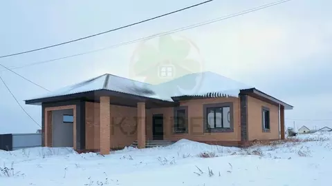 Дом в Башкортостан, Кушнаренковский сельсовет, с. Кушнаренково ул. ...