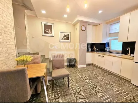 1-к кв. Краснодарский край, Сочи Бытха мкр, ул. Бытха, 2Б/1 (32.0 м)