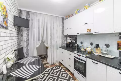 3-к кв. Тюменская область, Тюмень Инженерная ул., 62 (63.0 м)