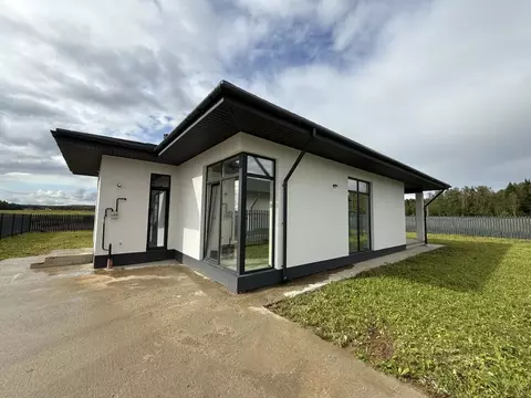 Дом в Калужская область, Жуковский район, с. Совхоз Победа ул. Светлая ...