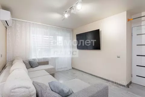 2-к кв. Хабаровский край, Хабаровск ул. Серышева, 74 (52.0 м)