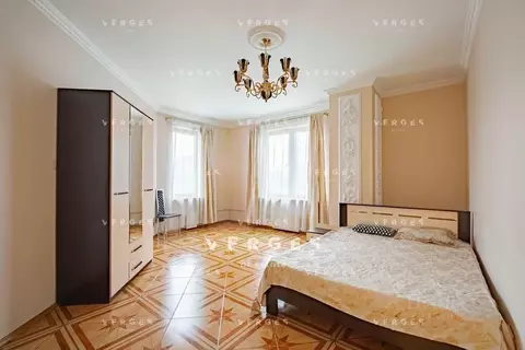 4-к кв. Москва Можайское ш., 2 (225.0 м)