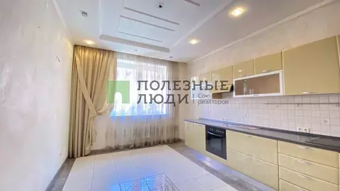 2-к кв. Красноярский край, Красноярск ул. Курчатова, 1г (89.0 м)