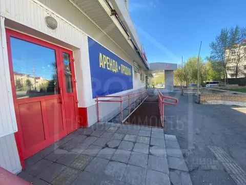 Помещение свободного назначения в Омская область, Омск просп. Карла ...