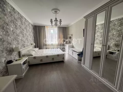 2-к кв. Краснодарский край, Горячий Ключ ул. Ленина, 8 (76.0 м)