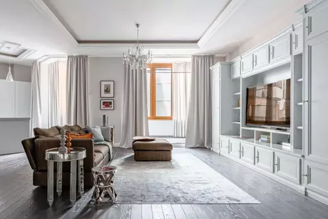 3-к кв. Москва Крылатская ул., 45К1 (170.0 м)