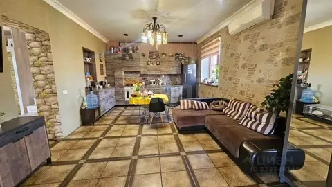 Таунхаус в Ростовская область, Новочеркасск ул. Вавилова, 35 (301 м)