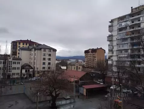 3-к кв. Кабардино-Балкария, Нальчик просп. Шогенцукова, 26 (79.6 м)