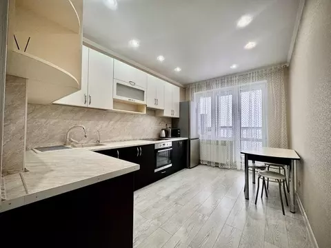 1-к кв. Татарстан, Казань ул. Аметьевская магистраль, 16к1 (42.0 м)