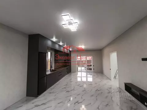 Дом в Ставропольский край, Михайловск Шпаковский район, пл. Ленина ...