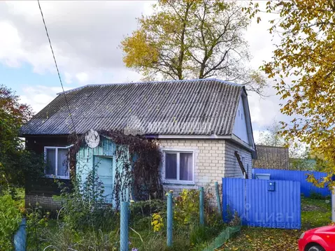 Дом в Брянская область, Брасовский район, Локоть рп ул. Конезаводская, ...