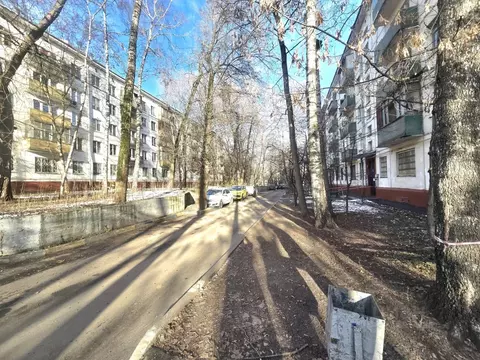 1-к кв. Москва Болотниковская ул., 54К1 (30.0 м)