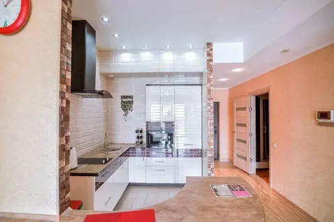 1-к кв. Сахалинская область, Южно-Сахалинск Коммунистический просп., ...