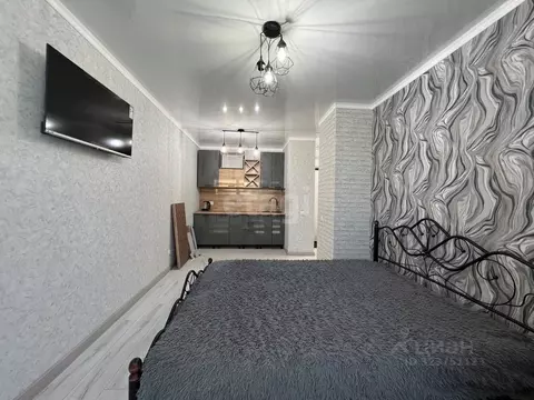 Студия Тюменская область, Тюмень ул. Первооткрывателей, 14 (25.0 м)