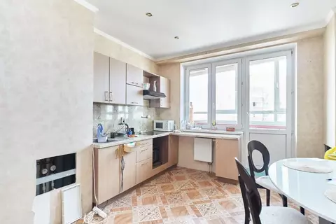 2-к кв. Тюменская область, Тюмень Заречный проезд, 39к2 (63.2 м)