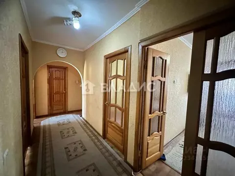 4-к кв. Калмыкия, Элиста 8-й мкр, 3 (79.0 м)