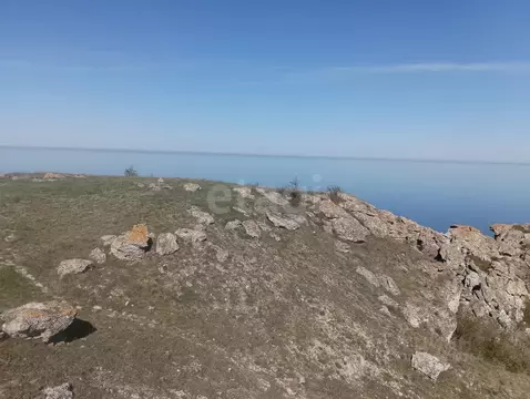 Участок в Крым, Ленинский район, Мысовское с/пос, с. Семеновка ул. ...