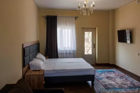 2-к кв. Дагестан, Каспийск ул. Амет-хан Султана, 21/11 (50.0 м)