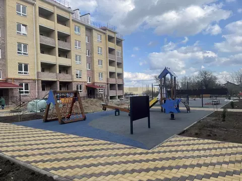 1-к кв. Краснодарский край, Ейск Западная ул., 8/5 (40.0 м)