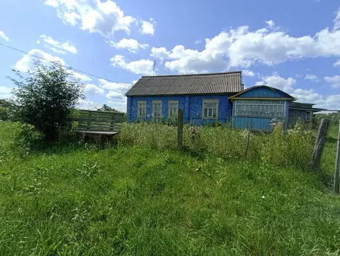 Дом в Брянская область, Навлинский район, Бяковское с/пос, с. Бяково ...