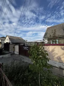 Дом в Кабардино-Балкария, Нальчик ул. Братьев Кардановых (50 м)