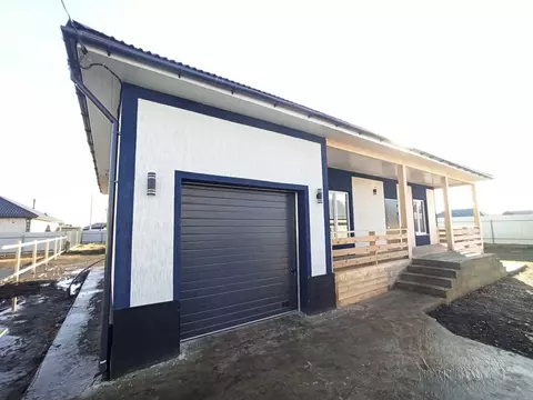 Дом в Иркутская область, Иркутский муниципальный округ, с. Хомутово ...