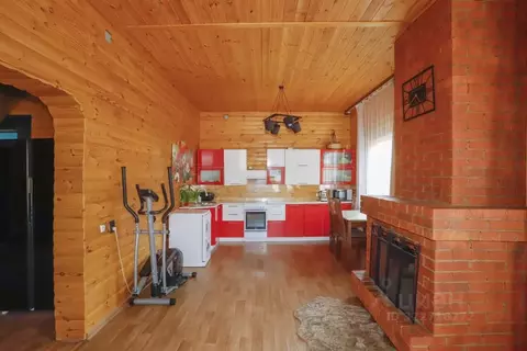 Дом в Иркутская область, Иркутский муниципальный округ, д. Карлук, ...