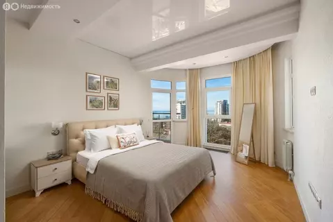 3-комнатная квартира: Сочи, Красная улица, 2 (105 м)