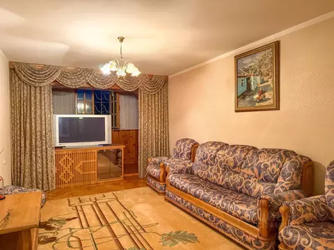 3-к кв. Крым, Ялта ул. Кривошты, 15 (66.9 м)