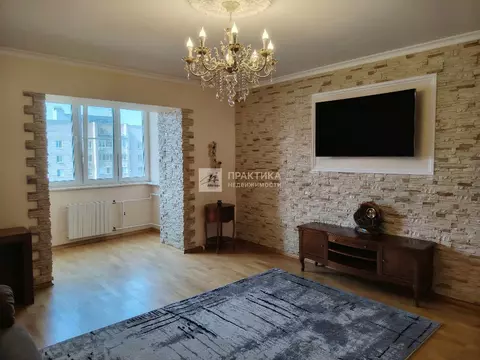 Продается 3-комнатная квартира