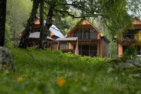 Дом в Карачаево-Черкесия, Зеленчукский район, с. Архыз ул. Белая, 33 ...