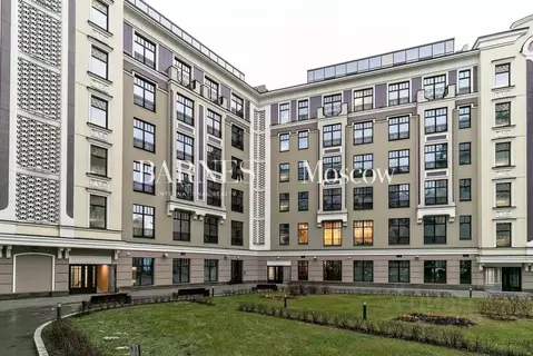 4-к кв. Москва Поварская ул., 8/1к1 (204.4 м)