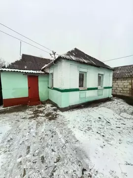 Дом в Белгородская область, Корочанский район, Ломовское с/пос, с. ...