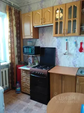 1-к кв. Омская область, Омск Береговой мкр, Советская ул., 8 (36.7 м)